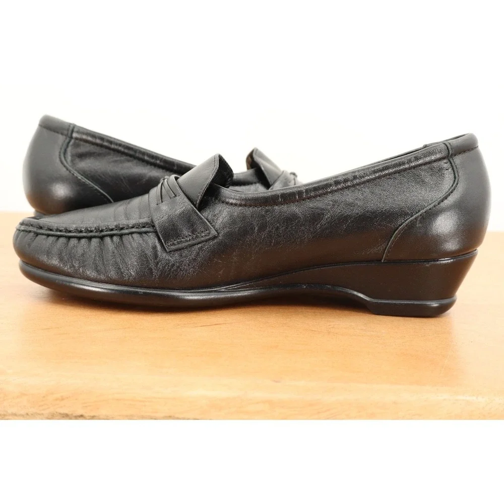 SAS Women's Black‎ Comfort Slip On Loafer Tripad Wedge Heel Leather Size 6